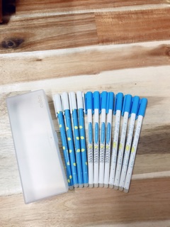 Bút nước xoá được ( mẫu mới)