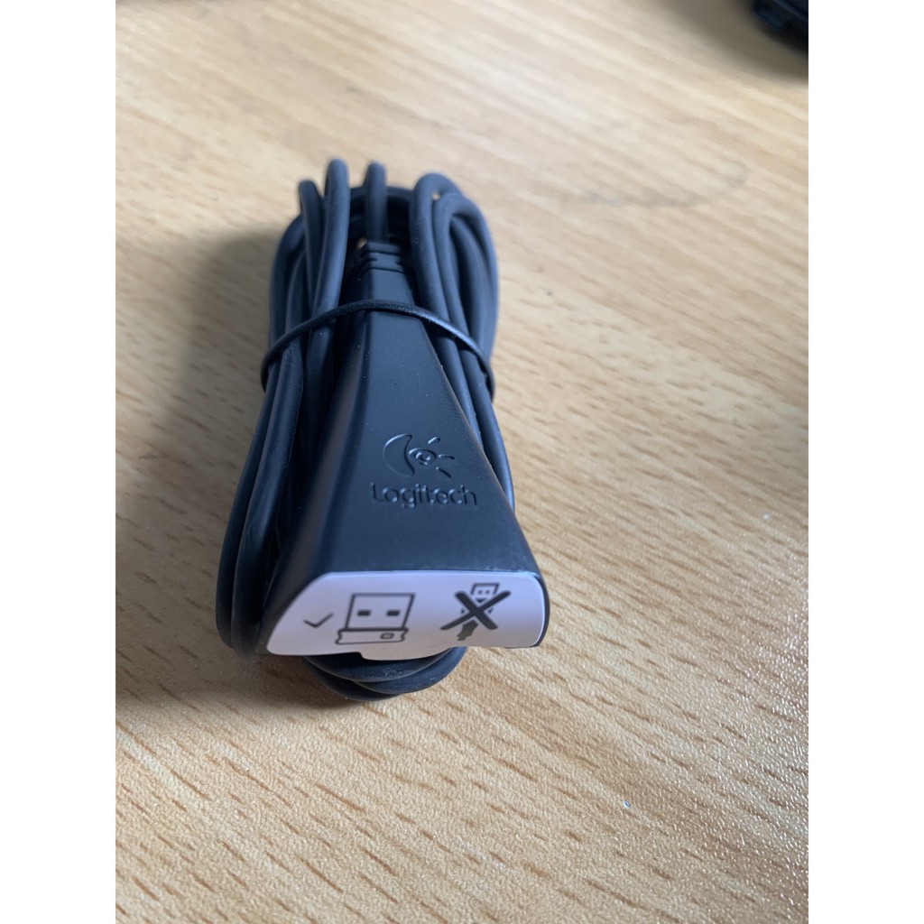 Dây nối dài USB Logitech