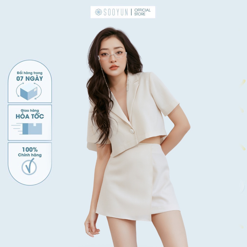 Áo sơ mi croptop cổ ve SOOYUN kết hợp chân váy chữ A màu be SSE015