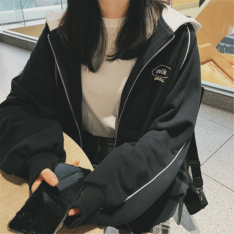 ÁO KHOÁC MILK SBELL miss sumey - ÁO HOODIE - ÁO KHOÁC NỈ NGOẠI MILK ĐEN TRẮNG ULZZANG