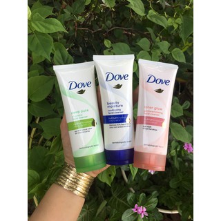 Sữa rửa mặt dưỡng ẩm Dove 100ml