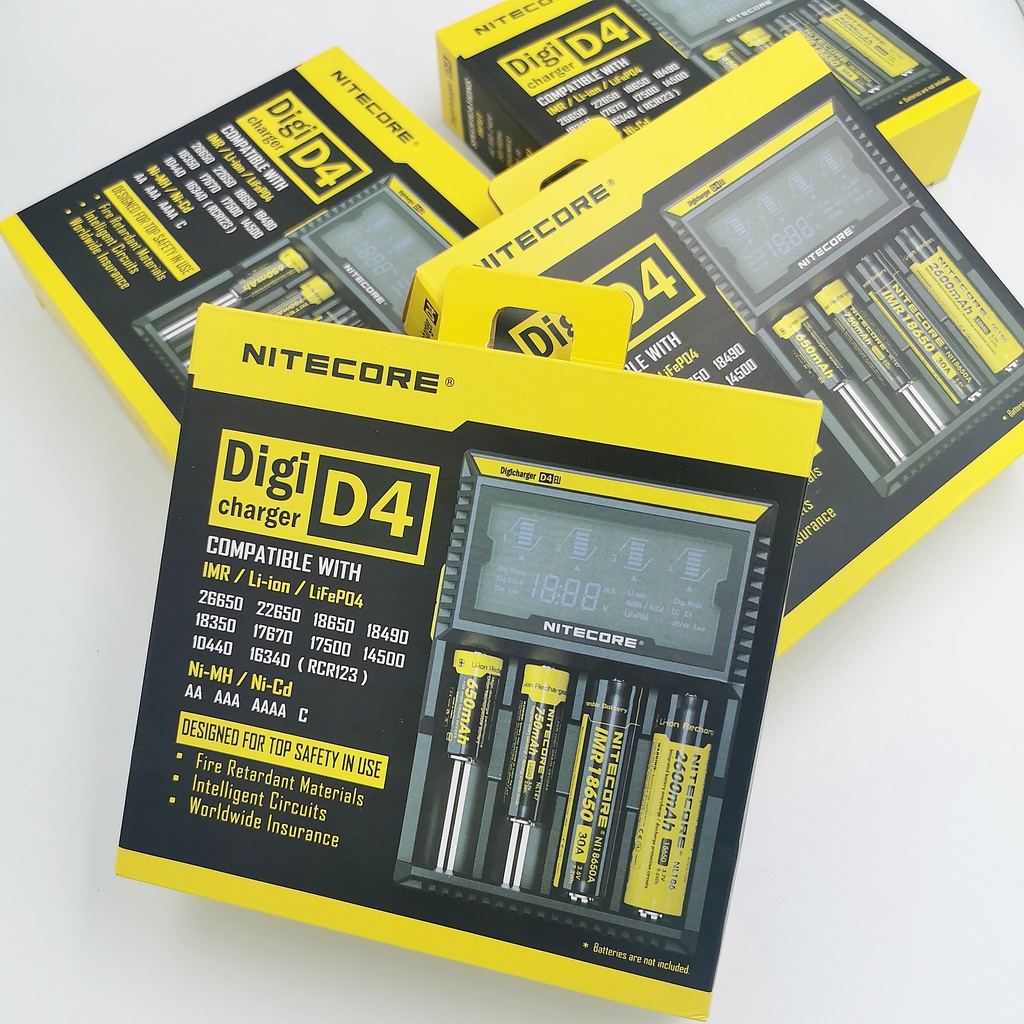 Sạc pin thông minh đa năng Nitecore D4 có màn hình LCD hiển thị chế độ