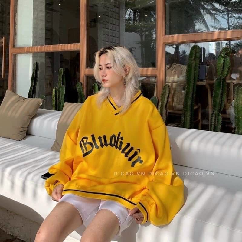 Áo nỉ viền cổ V Blackk cực đẹp.hangtotgiare98 | BigBuy360 - bigbuy360.vn