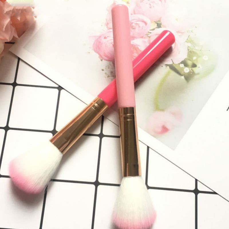A2 Cọ trang điểm đánh phấn phủ và má hồng