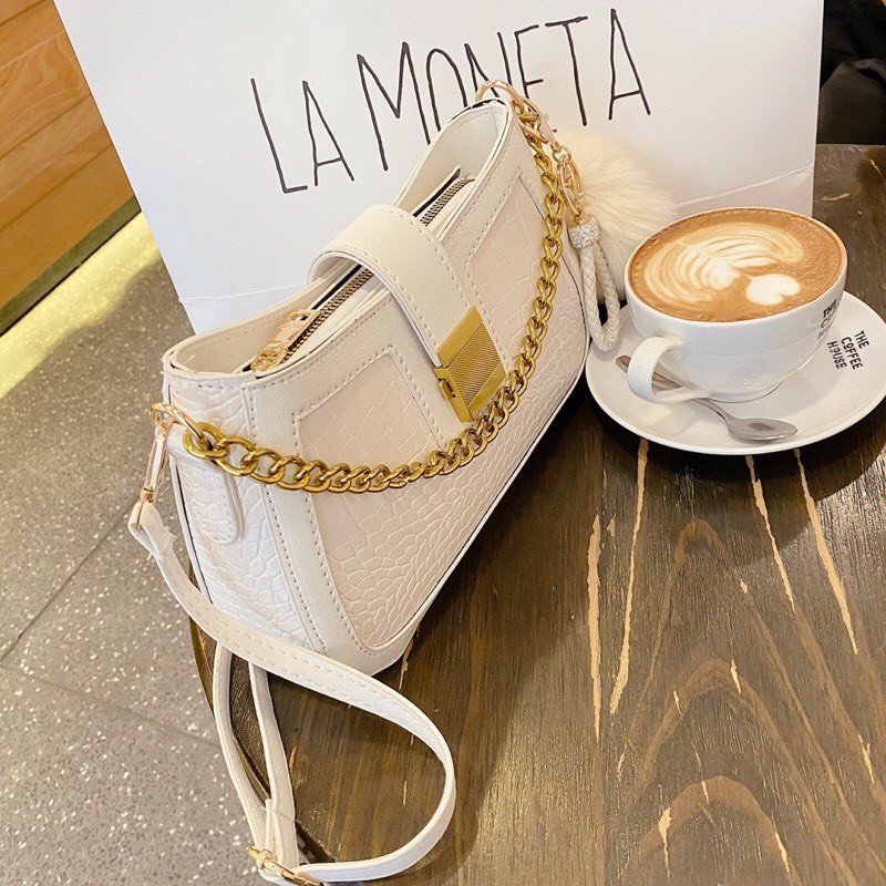 TÚI KẸP NÁCH KHOÁ XÍCH MẪU MỚI XINH XẮN TRẺ TRUNG