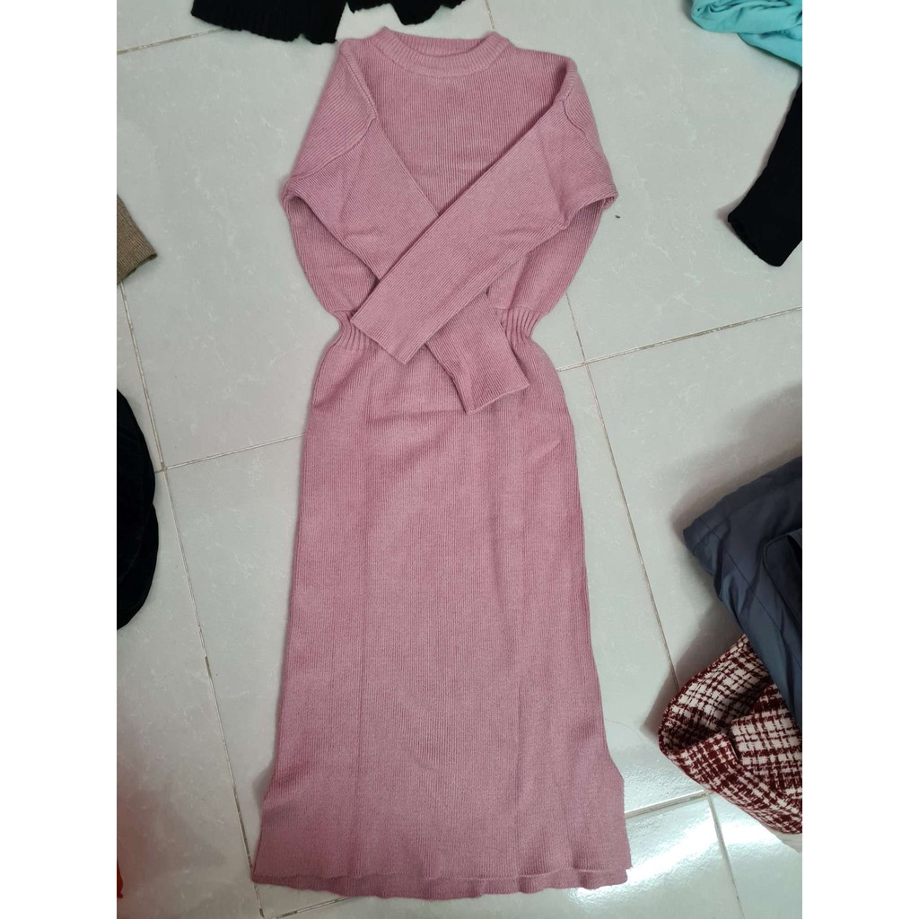 Pass váy len body hồng