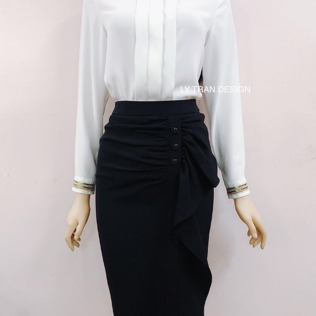 Set áo sơmi và chân váy công sở