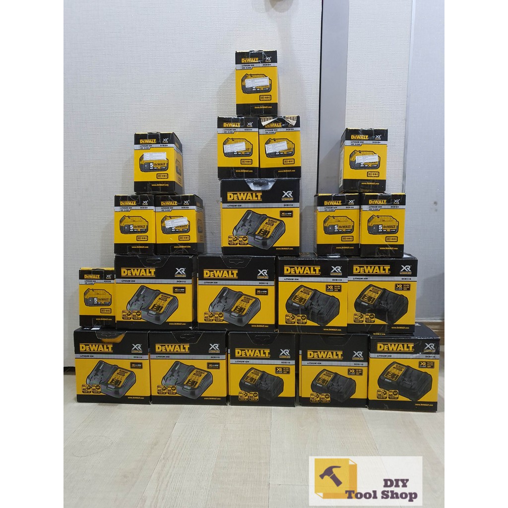 Bộ Sạc Pin DEWALT 10.8-18V DEWALT DCB112 - Chính Hãng - SKU DCB112-B1