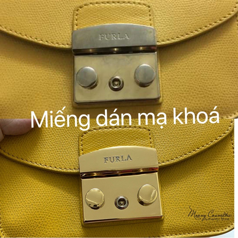 Miếng dán khoá túi phula Metropolis mạ vàng siêu chi tiết