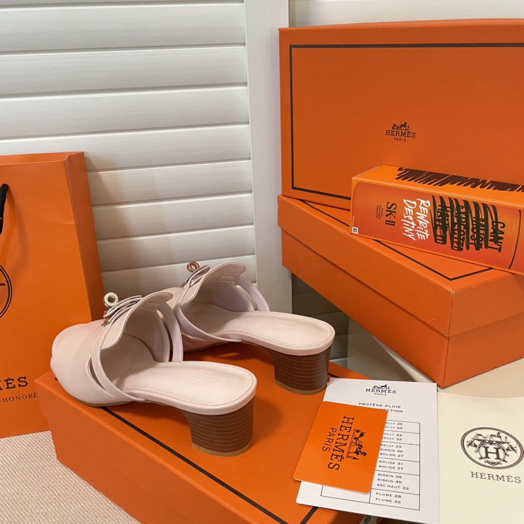 Giày sandal Cao Gót Màu Kẹo Khóa H Cho Nữ