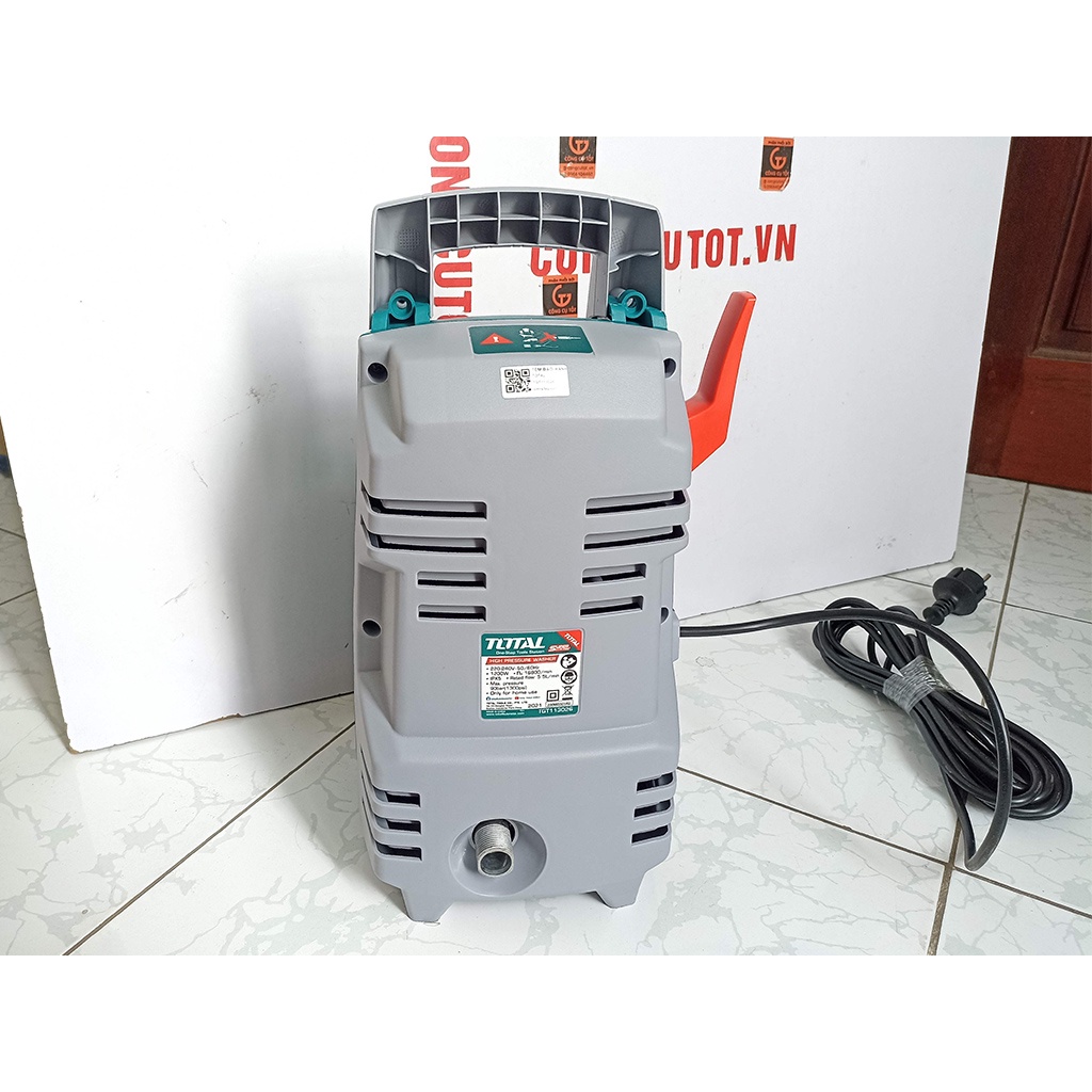 Bộ máy xịt rửa gia đình 1200W 220V tốc độ 5.5 lít/phút kèm 3m dây và vòi Total