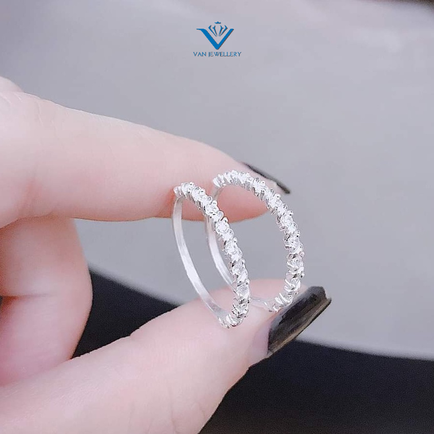 Nhẫn bạc Nhẫn một hàng đá viền sóng nhẹ nhàng Van Jewelry V10377