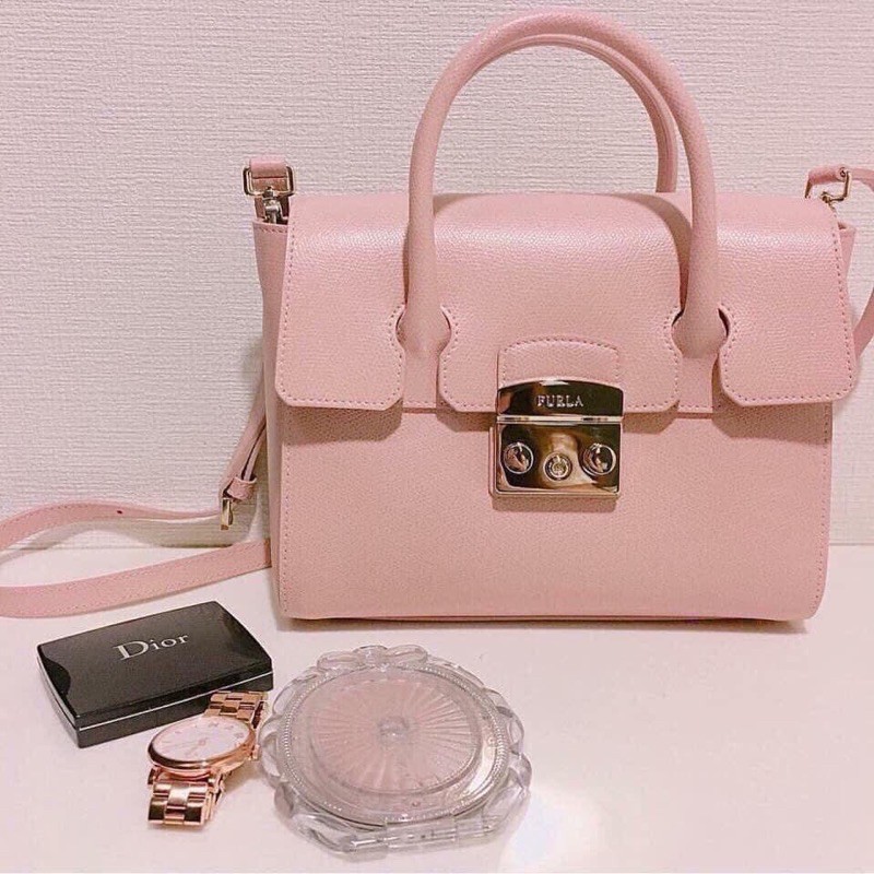 Túi F kiểu dáng công sở cho nàng | BigBuy360 - bigbuy360.vn