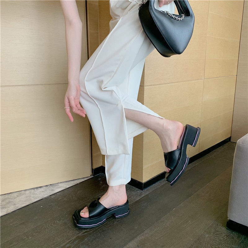 Dép Sandal Đế Dày Thời Trang Mùa Hè Phong Cách Mới Dễ Phối Đồ Cho Nữ