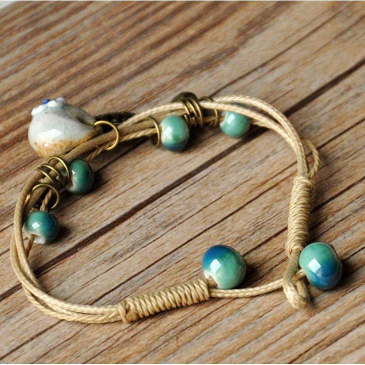 Vòng tay gốm hạt truyền thống có giỏ hoa VGOM46