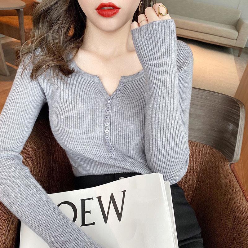 Áo thun len tay dài nhiều cúc cổ tròn sexy