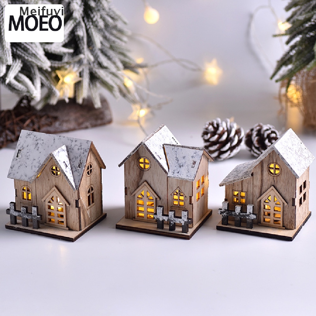 Ngôi Nhà Có Đèn LED Phát Sáng Trang Trí Giáng Sinh