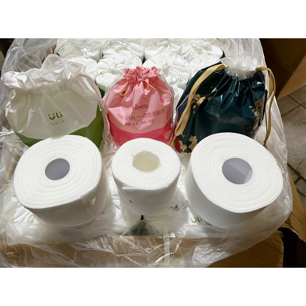 Khăn lau mặt dùng một lần Uli đa năng, lau khô cuộn 65 khăn) Dạng Cuộn Uli Xanh Lá JY-294