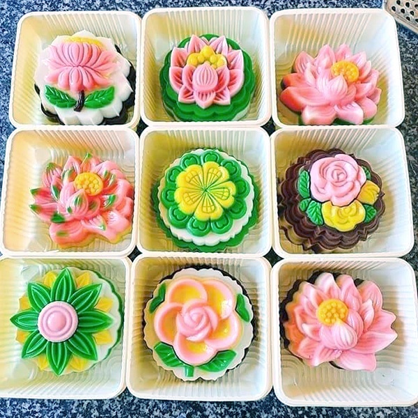 Khuôn nhựa VT làm bánh trung thu rau câu hình hoa sen cá