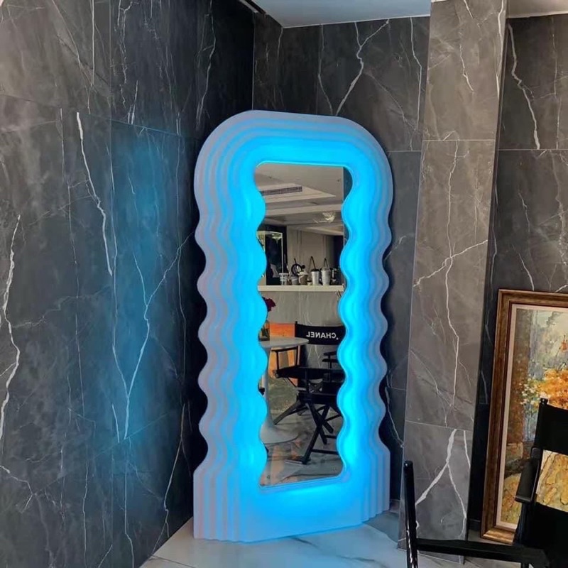 Gương soi toàn thân Ultrafragola Ngọc Trinh siêu hot. Bản size to nhất.