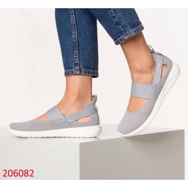 Giày crocs Nhật