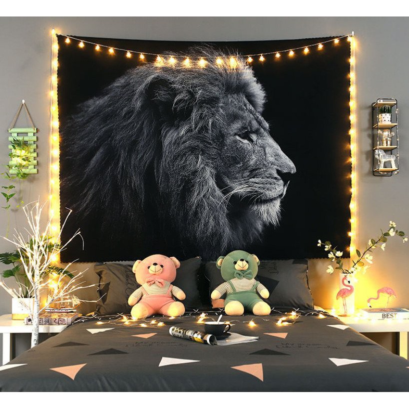 [Tặng kèm đèn nháy và móc treo] Thảm decor - Tranh vải treo tường hình sư tử trắng đen trang trí phòng cực thời thượng