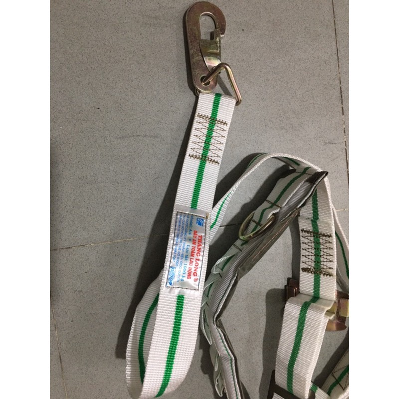 Dây bảo hiểm nửa người thăng long dài 2m.