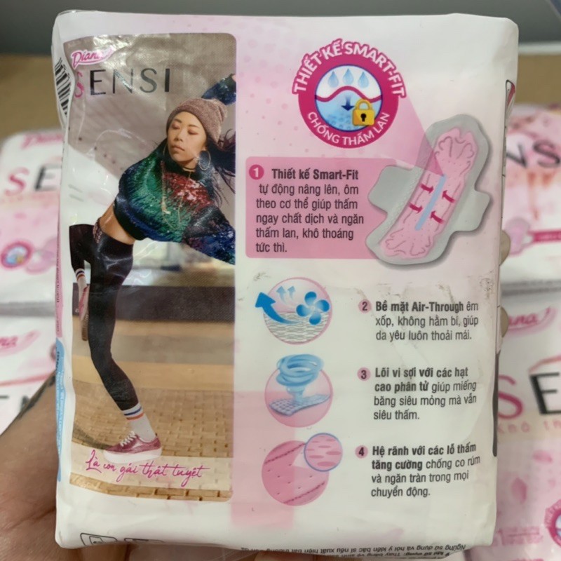Combo 6 gói Băng vệ sinh Diana Sensi cho da mẫn cảm có cánh 8 miếng