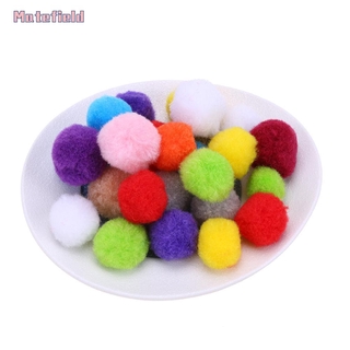 Bóng bông pom pom nhiều màu sắc dùng để trang trí nội thất