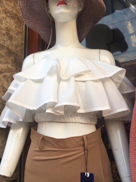 Áo croptop bẹt vai 2 tầng trễ vai trắng caro ( hình thật mẫu shop chụp) | BigBuy360 - bigbuy360.vn