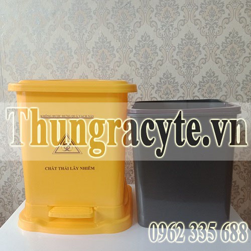 Thùng rác y tế đạp chân 30 lít