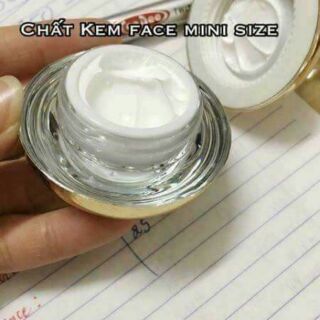 KEM FACE DƯỠNG TRẮNG DA MAGIC SKIN