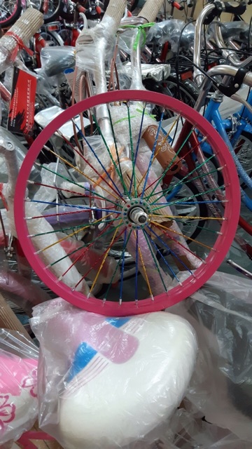 Bánh xe đạp 16 inch hàng công ty, vành xe kèm trục và nan hoa