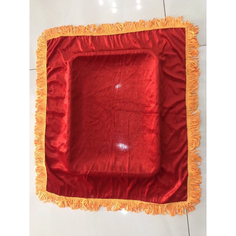 Khăn trải mâm, Khăn phủ đỏ (khăn nhung đỏ tua rua vàng phủ khay) cắt băng khánh thành