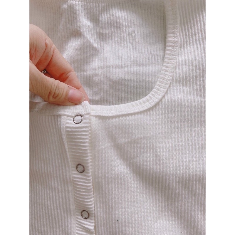 áo croptop cúc bấm ngắn tay , áo thun gân cúc bấm siêu xinh