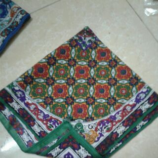 Khăn vuông thổ Cẩm