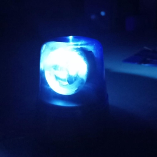 Đèn LED cảnh sát xoay mới lạ của tiệc Tadisco