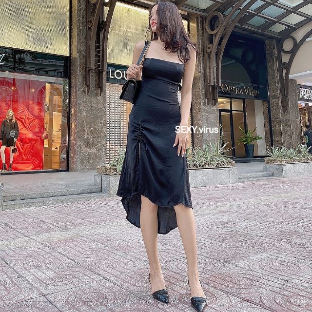Đầm 2 dây xẻ rút đùi
