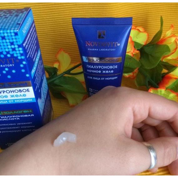 Gel thạch Novosvit với HA B5 Aqua Boost cấp nước, làm dịu, nuôi dưỡng da căng mượt