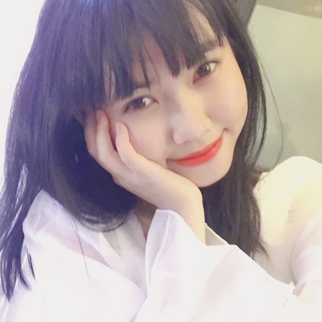 NGÂN NANA (CHUYÊN SỈ GIÁ RẺ)