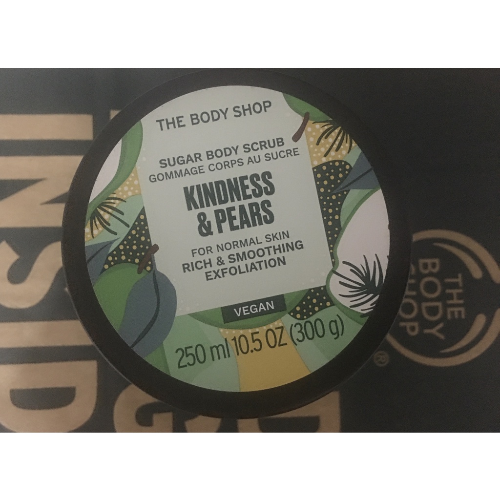 Tẩy Tế Bào Chết The Body Shop Kindness & Pears Body Scrub 250ml