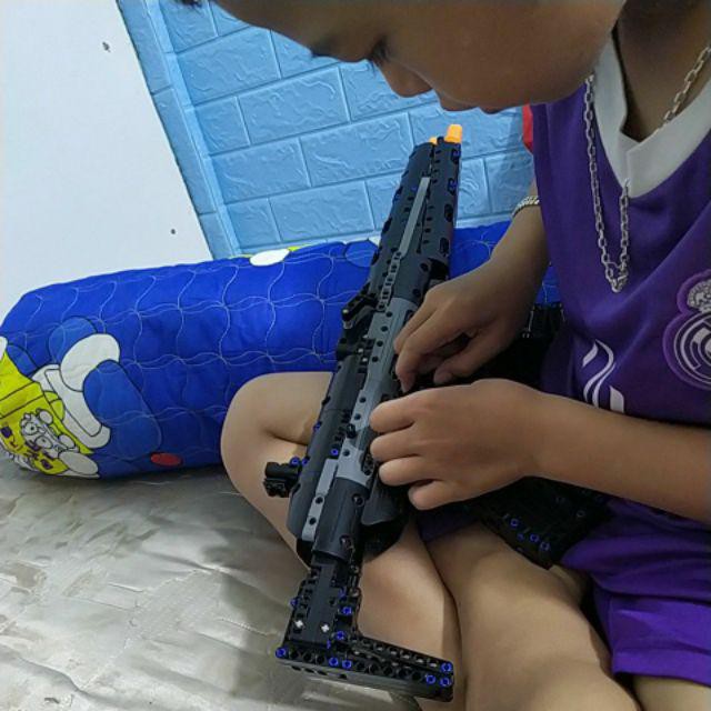 Đồ Chơi Lắp Ráp Kiểu LEGO Mô Hình PUBG MP5 CaDa Model C81006 - 617 PCS