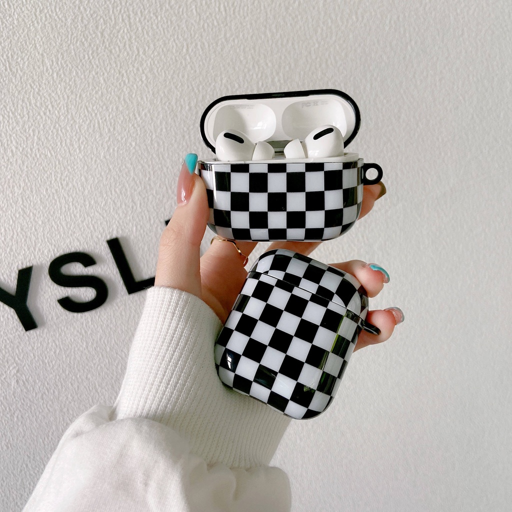 Vỏ Bảo Vệ Hộp Sạc Tai Nghe AirPods3/AirPods 3G/Apple Pro/2 Màu Trắng/Đen Xinh Xắn