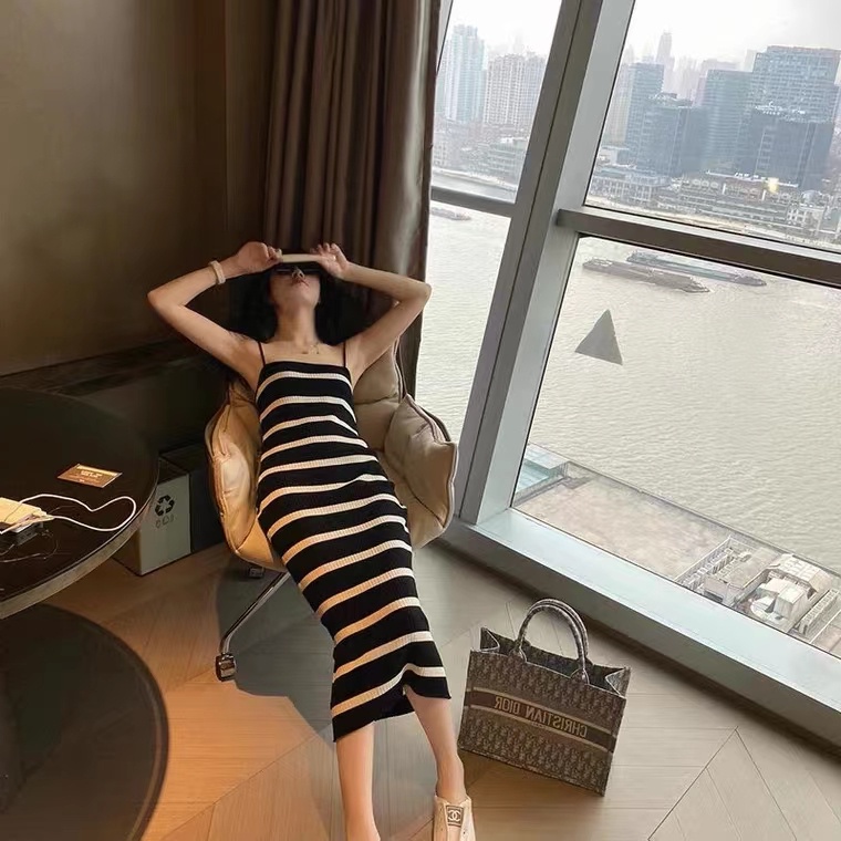 Đầm lửng SUXI hai dây dáng ôm kẻ sọc gợi cảm thời trang mùa hè dành cho nữ