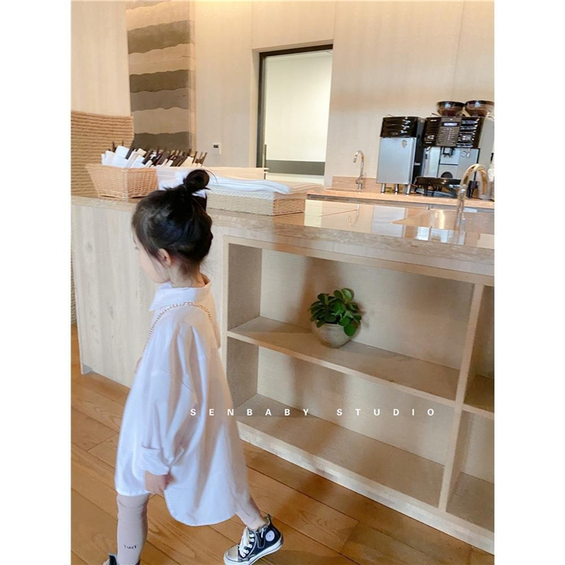 Áo sơ mi trắng/Áo vest không tay kiểu dáng thời trang cho bé gái