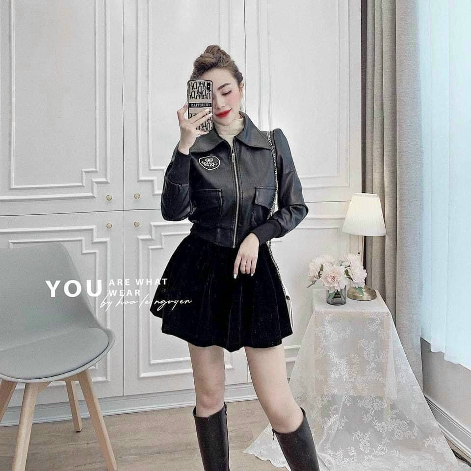 Áo khoác da thêu chữ hot