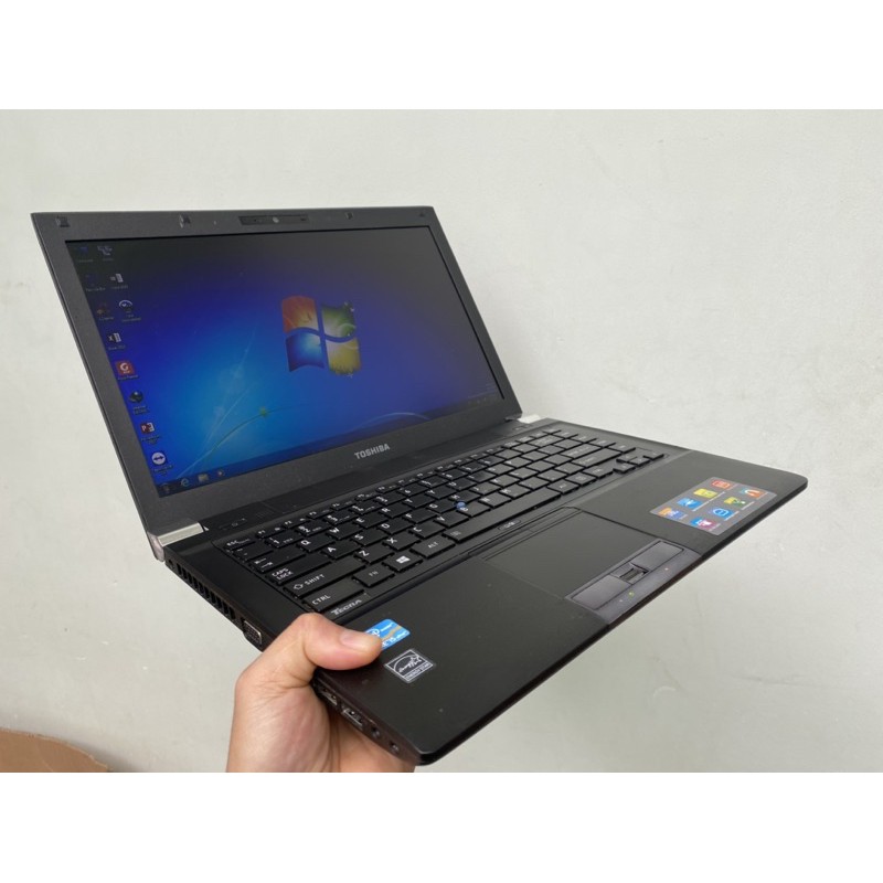 laptop cũ Toshiba Tecra R940 i5 3320m, ram 4GB, hdd 320GB, 14.1 inch HD+ 1600*900