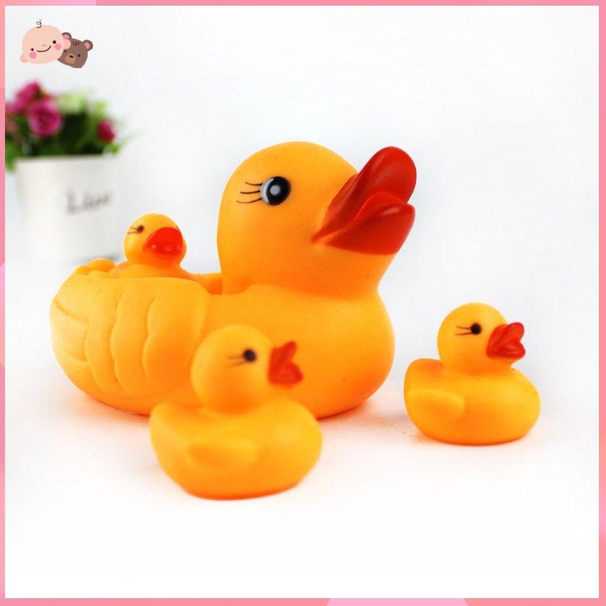 Đàn vịt thả bồn tắm phát nhạc 1 vịt mẹ 3 vịt con cho bé