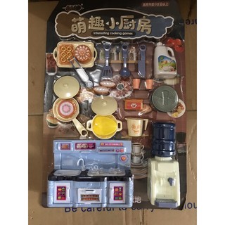 Đồ chơi- 1 bộ như hình