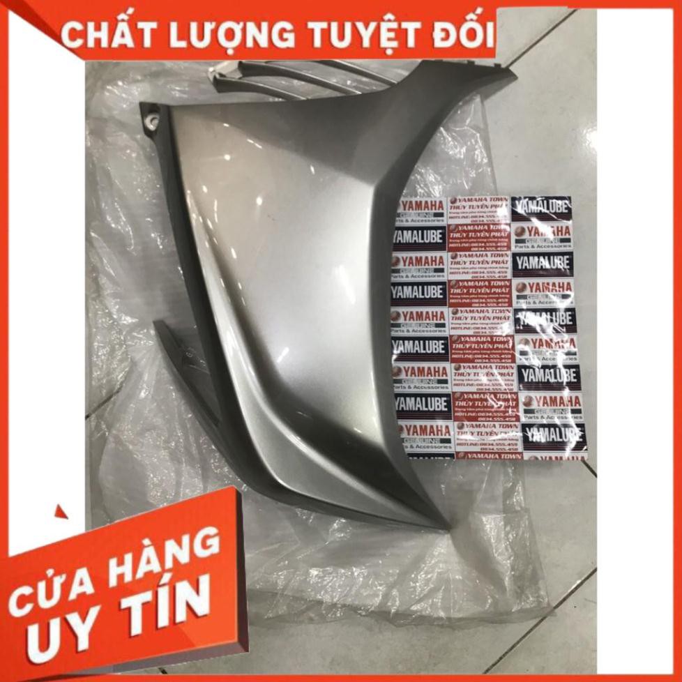 Bửng (Yếm) bạc bên trái Exciter 135 đời số 5 chính hãng Yamaha
